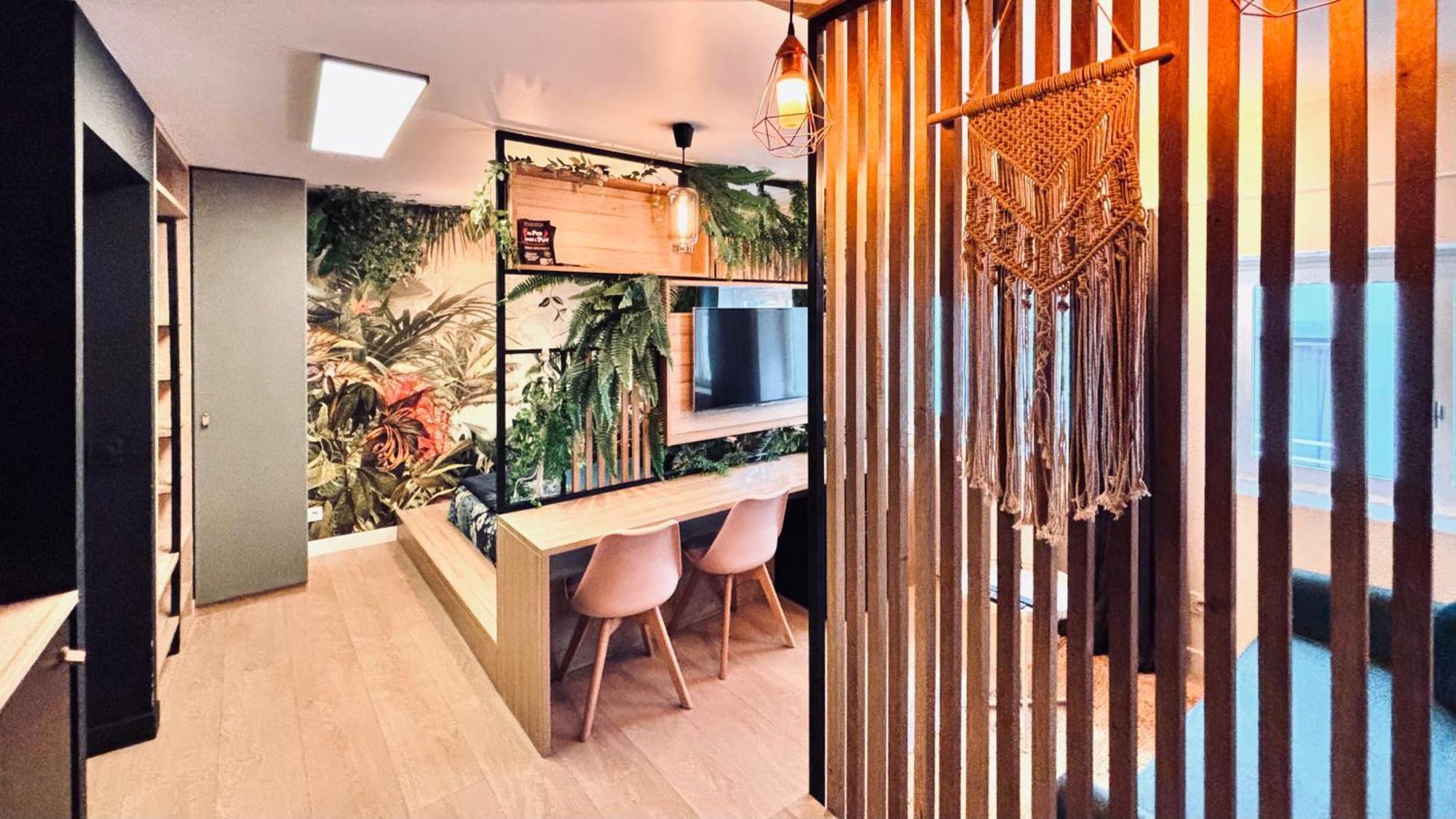 Apartment Tropical Jacuzzi Oasis - Terreaux